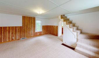 46 Crest Ave, Auburn, ME 04210