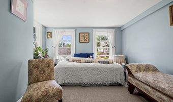 376 Main St 4, Amesbury, MA 01913