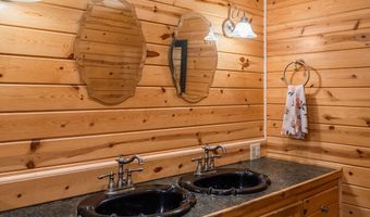 109 8th St, Belgrade, MT 59714