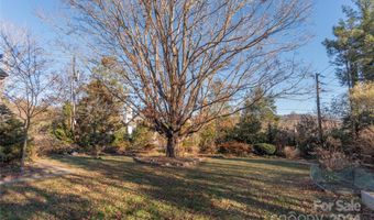 322 Midland Dr, Asheville, NC 28804