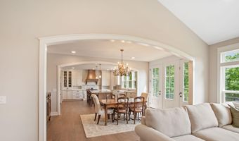 1663 Fairview Dr, Allegan, MI 49010