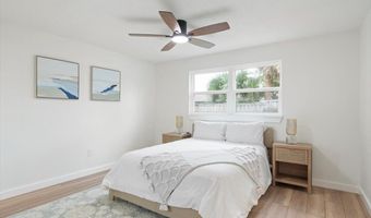 490 MAKO Dr, Atlantic Beach, FL 32233