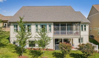 102 PHOEBE Ct, Lake Frederick, VA 22630