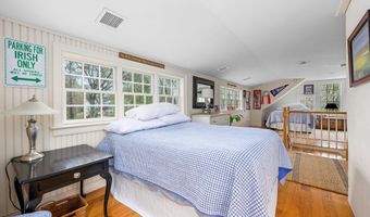 79 Sturgis Ln, Barnstable, MA 02630