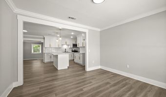 7658 Gov Blanchard Dr, Baton Rouge, LA 70811