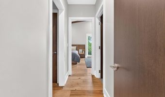 1980 Hillside Dr, Columbus, OH 43221