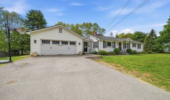 11 W Winkley St, Amesbury, MA 01913