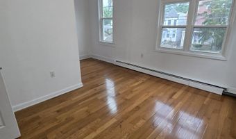 549 AVENUE E 2nd Floor, Bayonne, NJ 07002