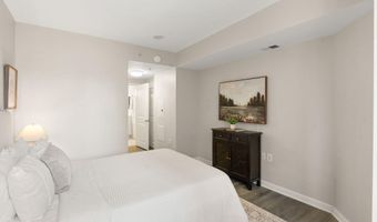 851 N GLEBE Rd 1309, Arlington, VA 22203