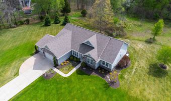 5730 Summerset Woods Dr, Alto, MI 49302