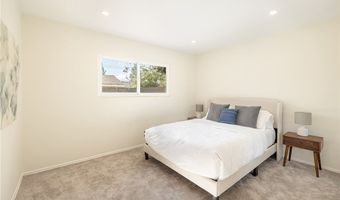 2206 Stinson St, Simi Valley, CA 93065