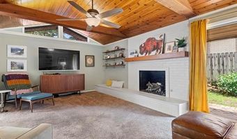 2310 Skyline Dr, Bartlesville, OK 74006