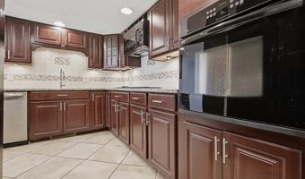 2206 Ashford Dr, Albany, GA 31721