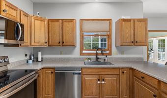 895 Williamsburg Ct, Ashland, OH 44805