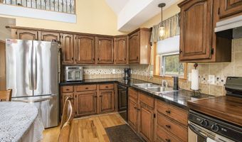 3133 Minkler Lake Rd, Allegan, MI 49010