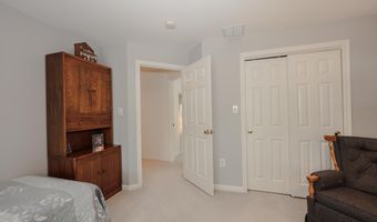 48 Essex Rd, Bedford, NH 03110