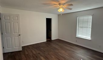 205 S Parkway Dr, Alvarado, TX 76009