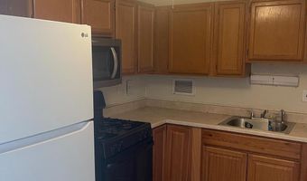 6011 EMERSON St 707, Bladensburg, MD 20710