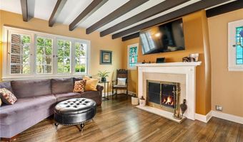 808 4th St SW, Austin, MN 55912