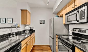 1024 N UTAH St 616, Arlington, VA 22201