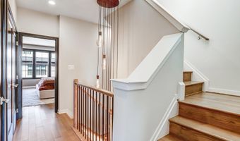 43404 FIFEVILLE Sq, Ashburn, VA 20148