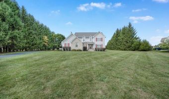 1 SOUTHDOWN Dr, Andover, NJ 07848