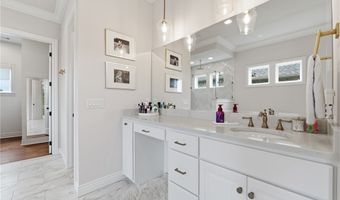 4414 S 86th Pl, Bentonville, AR 72713