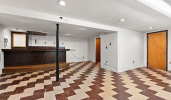 22 Oakland Cir, Abington, MA 02351