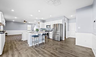 100 Fawcett Blvd, Barnegat, NJ 08005