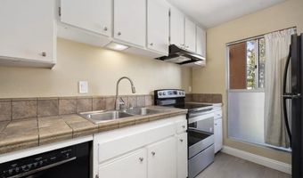 5700 Baltimore Dr 153, La Mesa, CA 91942