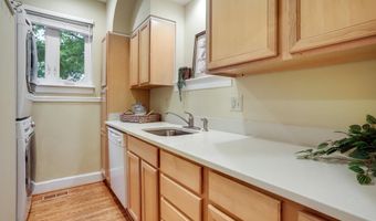 2739 CHESAPEAKE St NW, Washington, DC 20008