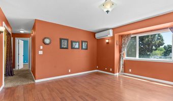 2320 NE Wells Acres Rd, Bend, OR 97701