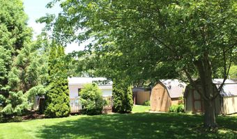 716 E Randolph St, Angola, IN 46703