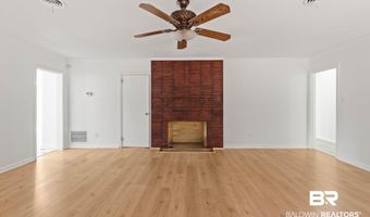 402 E Poplar St, Atmore, AL 36502