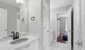 127 Laurel Ridge Dr, Alpharetta, GA 30004