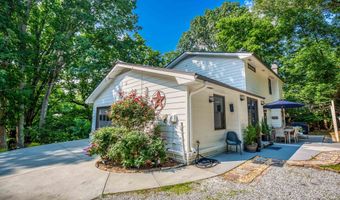 813 Lakeshore, Berkeley Lake, GA 30096