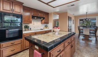 1601 Donalor Dr, Escondido, CA 92027