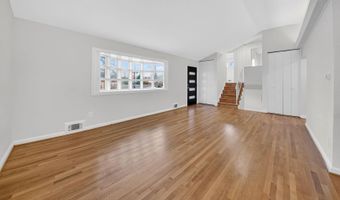 9902 CARNEGIE Ter, Bethesda, MD 20817