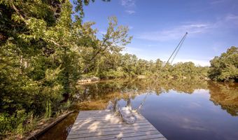 10296 Road 252, Biloxi, MS 39532