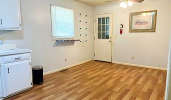 923 Rosemary St, Aurora, MO 65605