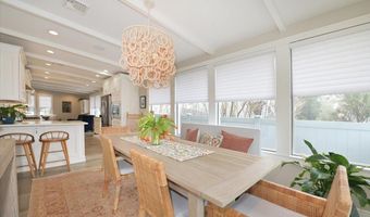 17 Central Ave, Amityville, NY 11701
