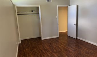 1812 Sylvia St, Arkadelphia, AR 71923