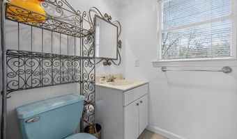 22 Mcrayne Hill Rd, Billerica, MA 01821