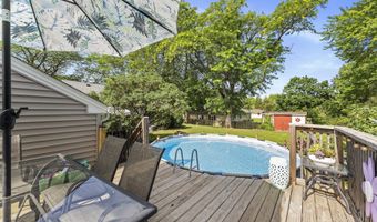 303 SW 12TH St, Aledo, IL 61231