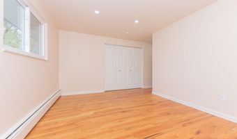 1520 Traver Rd, Ann Arbor, MI 48105