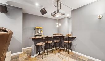 24769 STONE PILLAR Dr, Aldie, VA 20105