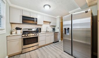 217 Karen Dr, Allegheny Twp., PA 15613