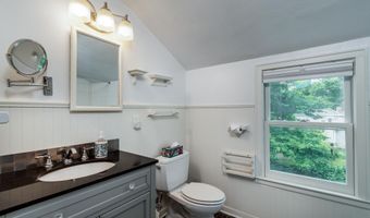 4234 Doncaster Dr, Madison, WI 53711