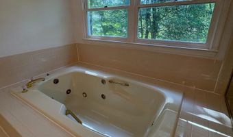 3502 HOLLY Rd, Annandale, VA 22003