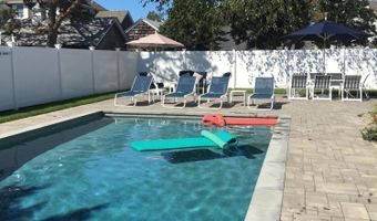 35 Bristol Pl, Bay Head, NJ 08742